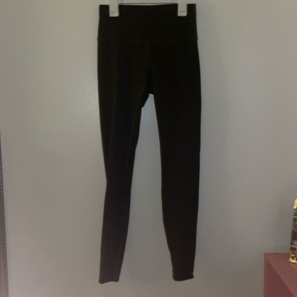Green lululemon leggings
